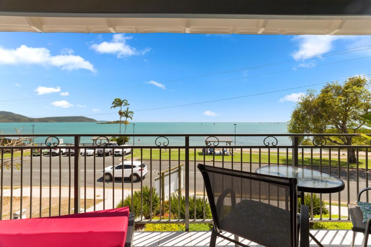 Whitsunday Waterfront Apartments Airlie Beach Kültér fotó
