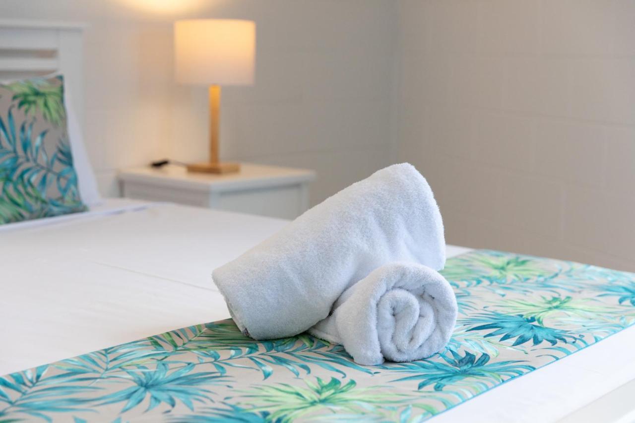 Whitsunday Waterfront Apartments Airlie Beach Kültér fotó