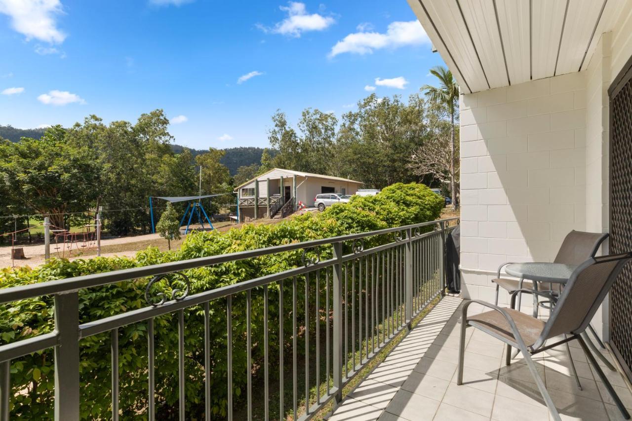 Whitsunday Waterfront Apartments Airlie Beach Kültér fotó