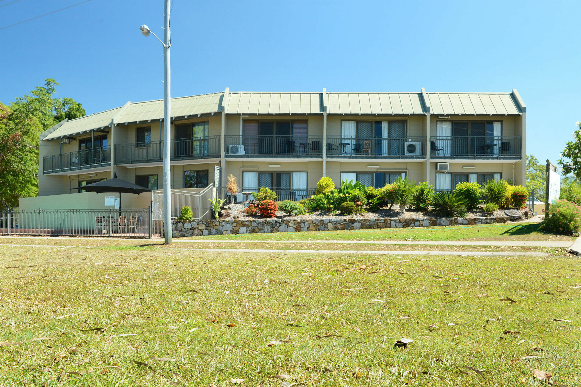 Whitsunday Waterfront Apartments Airlie Beach Kültér fotó