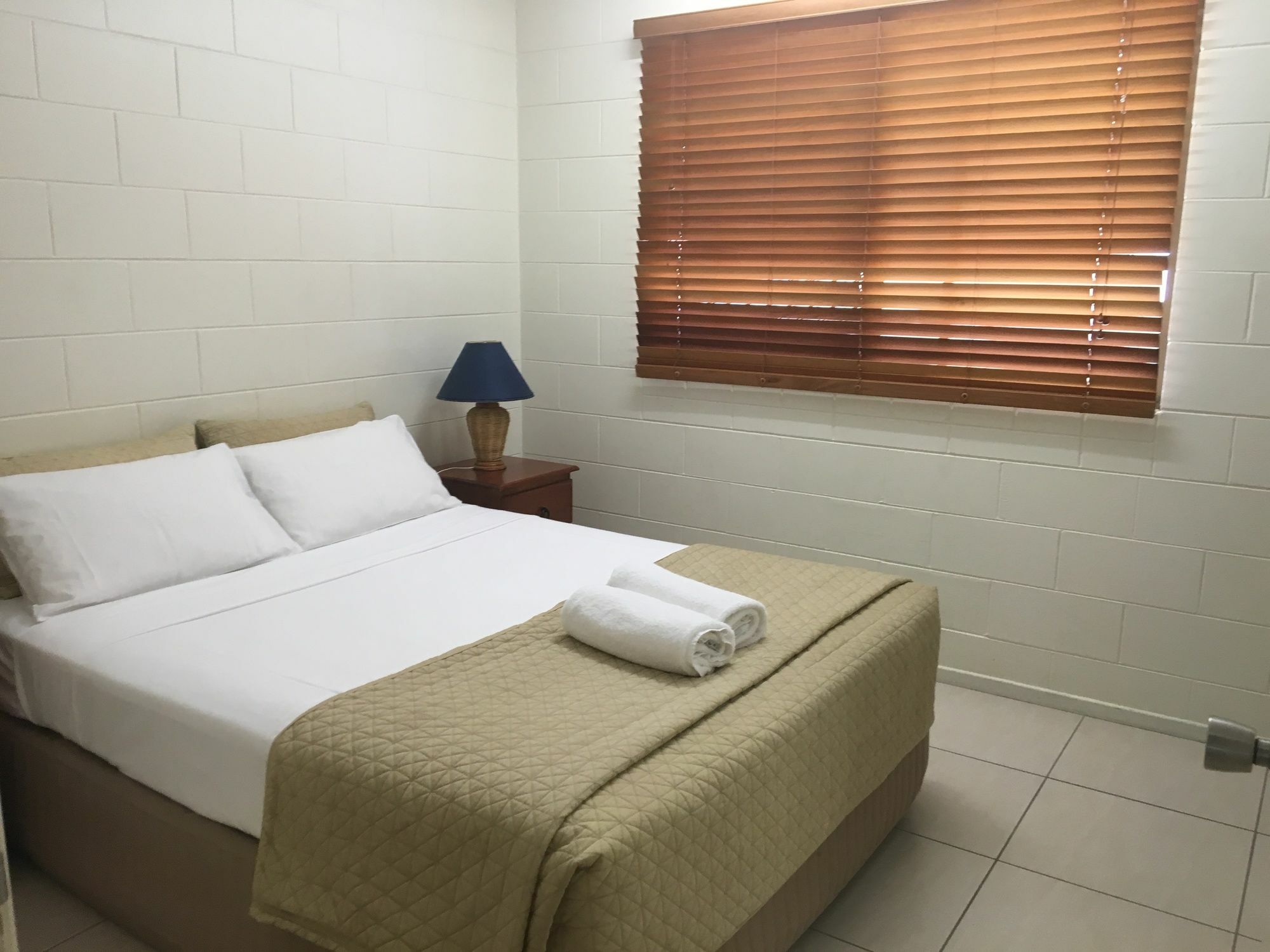 Whitsunday Waterfront Apartments Airlie Beach Kültér fotó