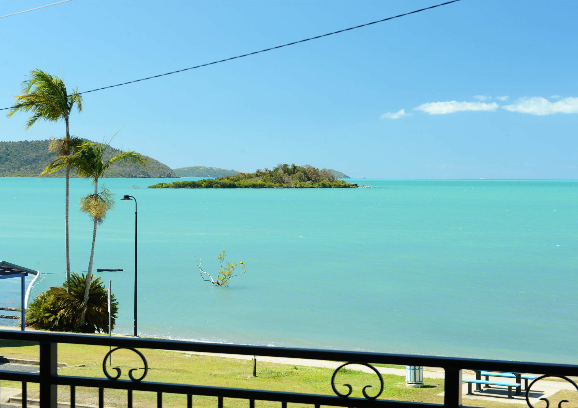 Whitsunday Waterfront Apartments Airlie Beach Kültér fotó